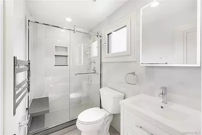 72 Washington Avenue, Island Park, NY 11558 - Photo 18
