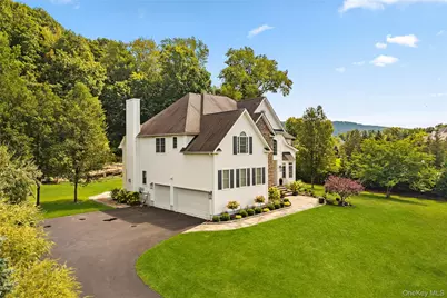 15 W Barrett Hill Road, Hopewell Junction, NY 12533 - Photo 36