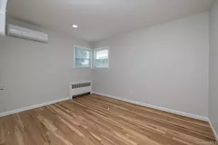180 Boston Ave, Massapequa, NY 11758 - Photo 8