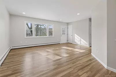 676-678 Oak Summit Road, Millbrook, NY 12545 - Photo 10