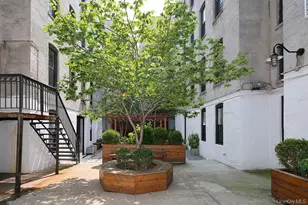 24-65 38th St, Astoria, NY 11103 - Photo 16