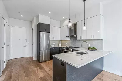 26-33 28th Street #4A, Astoria, NY 11102 - Photo 4