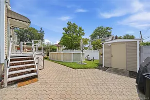1377 C St, Elmont, NY 11003 - Photo 26