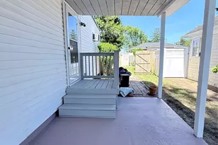 17 W 2nd St, Deer Park, NY 11729 - Photo 4