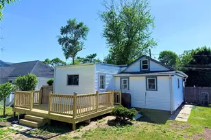 17 W 2nd St, Deer Park, NY 11729 - Photo 2