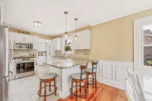 14 Andrew Ave, Islip Terrace, NY 11752 - Photo 10