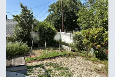 4634 Iris Lane, Great Neck, NY 11020 - Photo 6