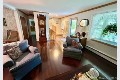 7 Cedar Avenue, Coram, NY 11727 - Photo 6
