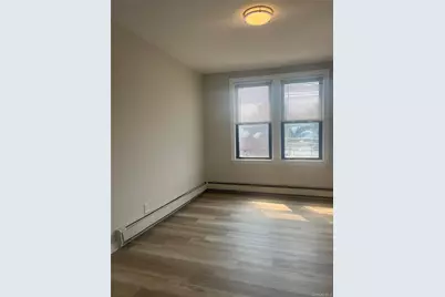 299 E. Third Street #Second floor, Mount Vernon, NY 10553 - Photo 8