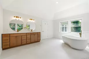 126 Old Field Rd, East Setauket, NY 11733 - Photo 20