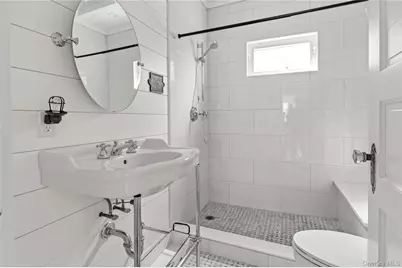 22 Crescent Avenue, Seaview, NY 11770 - Photo 10