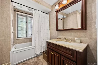 1265 Hollywood Avenue, Bronx, NY 10461 - Photo 30