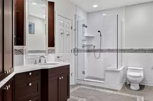 63 Charney Ct, Manhasset, NY 11030 - Photo 28