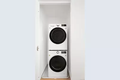 28-15 35th Street #2D, Astoria, NY 11103 - Photo 6
