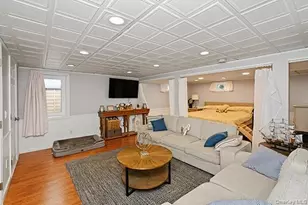 208 N Walnut St, Massapequa, NY 11758 - Photo 16