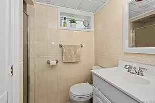 208 N Walnut St, Massapequa, NY 11758 - Photo 18