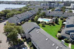 100 Baker Ct, Island Park, NY 11558 - Photo 20