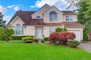 1453 7th St, West Babylon, NY 11704 - Photo 4
