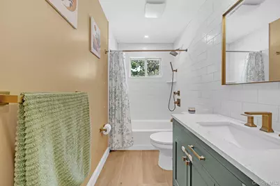 257 N Alleghany Avenue, Lindenhurst, NY 11757 - Photo 16