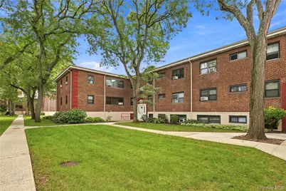91 Tulip Avenue #AD2, Floral Park, NY 11001 - Photo 2