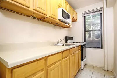 70 Sherman Avenue #1K, Yonkers, NY 10705 - Photo 8