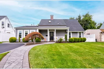 17 Trapper Lane, Levittown, NY 11756 - Photo 1