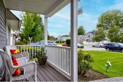 17 Trapper Lane, Levittown, NY 11756 - Photo 10