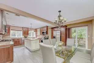 41 S Parker Dr, Monsey, NY 10952 - Photo 10