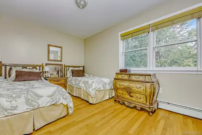 41 S Parker Drive, Monsey, NY 10952 - Photo 24