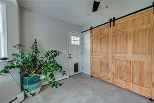 9 Carole Ln, East Islip, NY 11730 - Photo 16