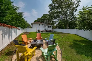 9 Carole Ln, East Islip, NY 11730 - Photo 32