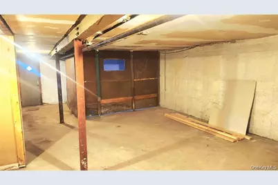 664 Remsen Avenue, Brooklyn, NY 11236 - Photo 16