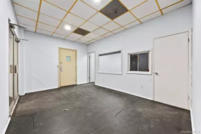 76-14 Rockaway Boulevard, Woodhaven, NY 11421 - Photo 6
