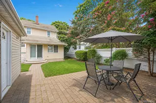 139 N 11th St, New Hyde Park, NY 11040 - Photo 32