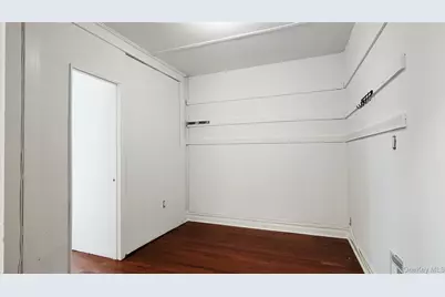6431 Admiral Avenue, Middle Village, NY 11379 - Photo 10