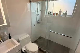648 E Broadway, Long Beach, NY 11561 - Photo 14