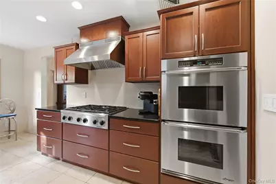 276 Mount Pleasant Road, Hauppauge, NY 11788 - Photo 4