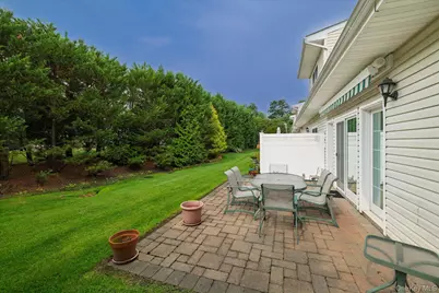 196 Pond View Drive, Port Washington, NY 11050 - Photo 24