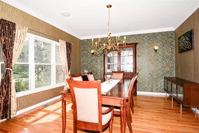 5 Home Court, Huntington, NY 11743 - Photo 12