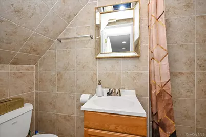 14703 77th Road, Flushing, NY 11367 - Photo 16