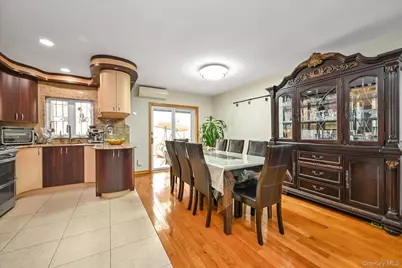 14703 77th Road, Flushing, NY 11367 - Photo 6