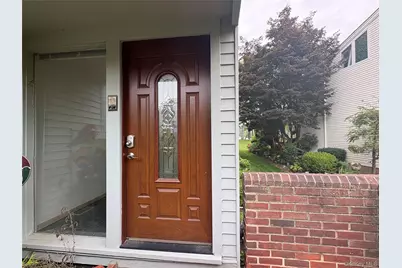 41 Waterside Close, Eastchester, NY 10709 - Photo 2