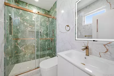 387 Sherbourne Road, Valley Stream, NY 11580 - Photo 22