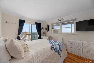 27 Sextant Walk, Robbins Rest, NY 11706 - Photo 10