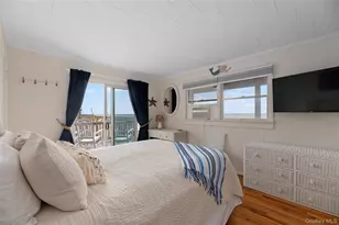 27 Sextant Walk, Robbins Rest, NY 11706 - Photo 10