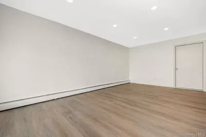 85 Twin Lane N, Wantagh, NY 11793 - Photo 12