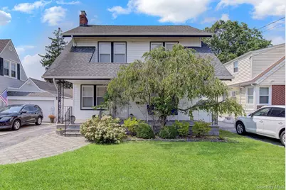 9 Christabel Street, Lynbrook, NY 11563 - Photo 1