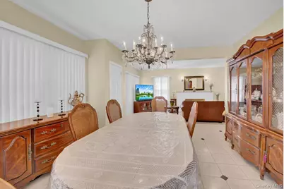 9 Christabel Street, Lynbrook, NY 11563 - Photo 12