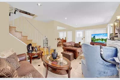 9 Christabel Street, Lynbrook, NY 11563 - Photo 10