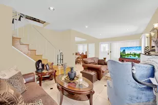 9 Christabel St, Lynbrook, NY 11563 - Photo 10